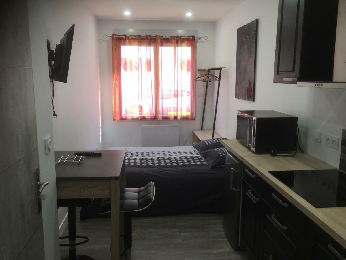 le studio de Molière Montluçon Extérieur photo