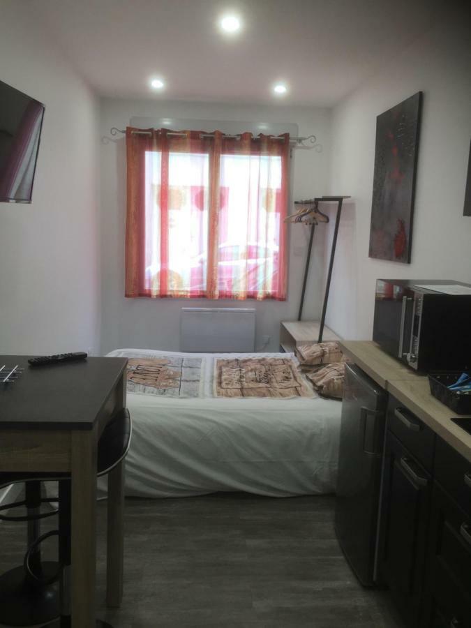 le studio de Molière Montluçon Extérieur photo